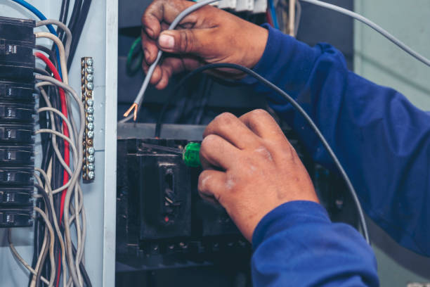 Best Licensed Electrician  in West Wood, UT